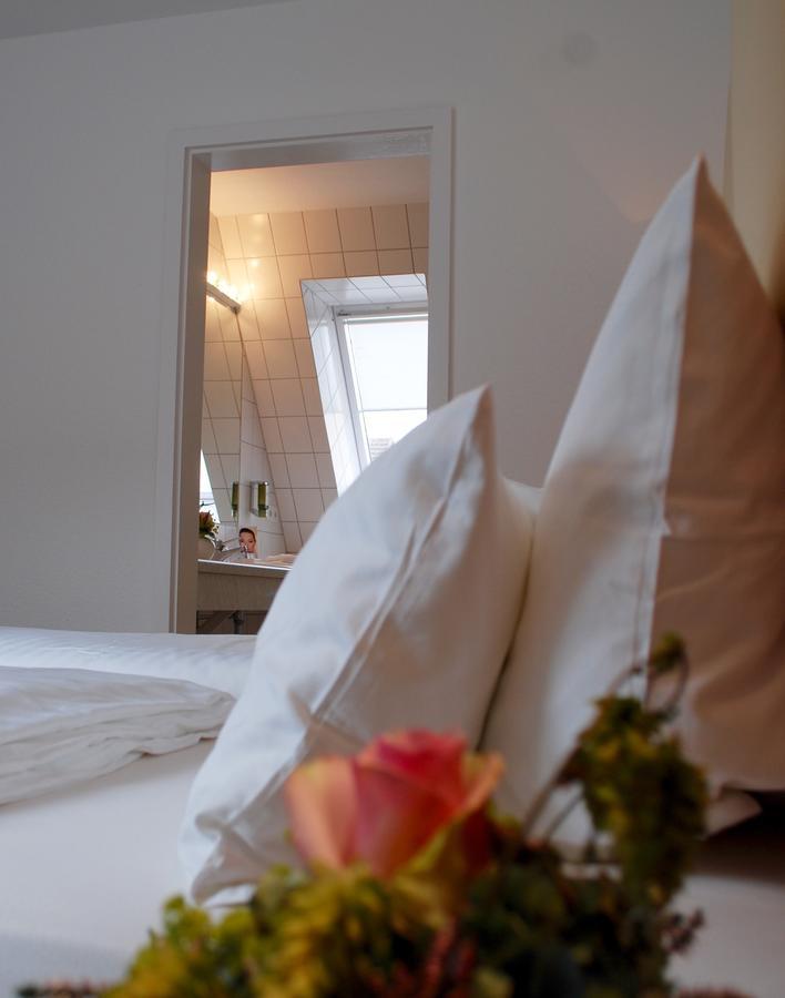 Alt Warburg Otel Dış mekan fotoğraf