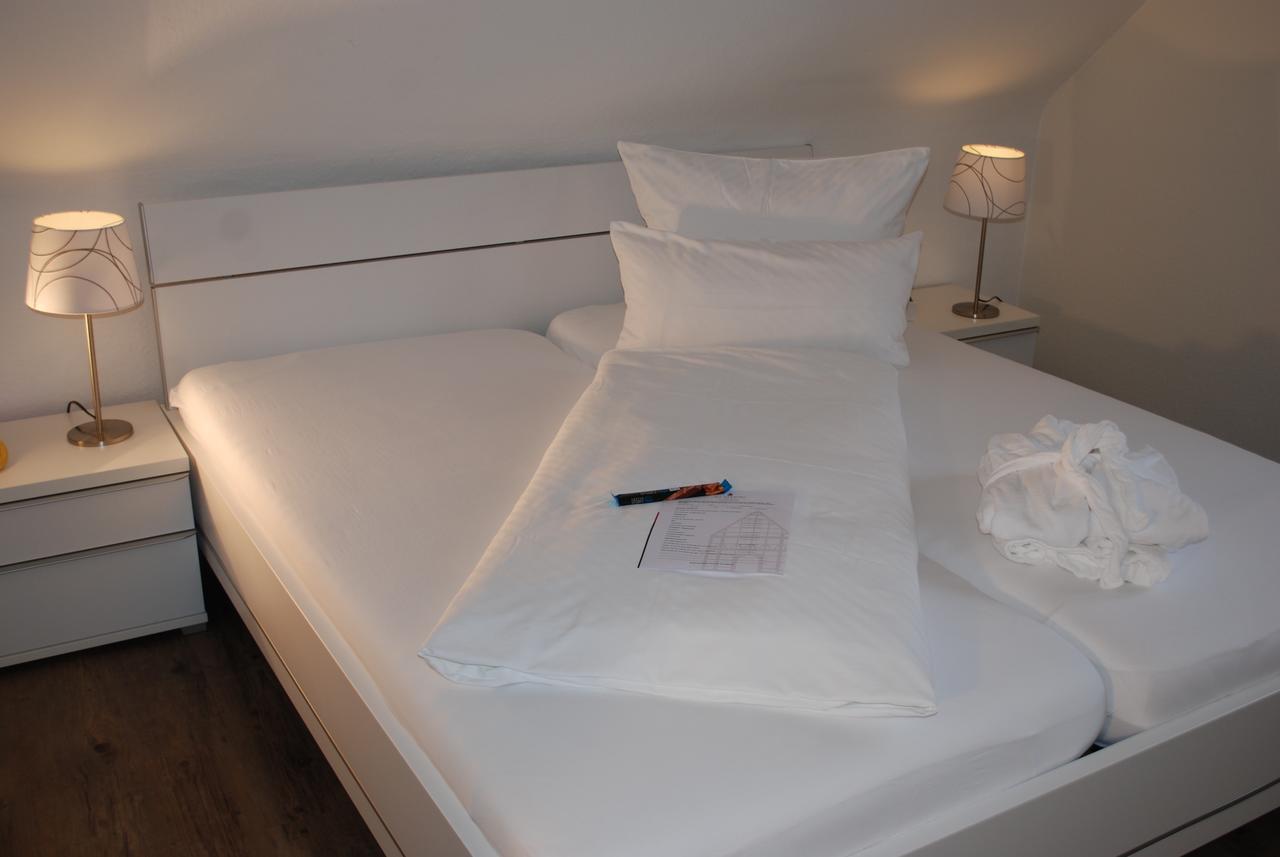 Alt Warburg Otel Dış mekan fotoğraf