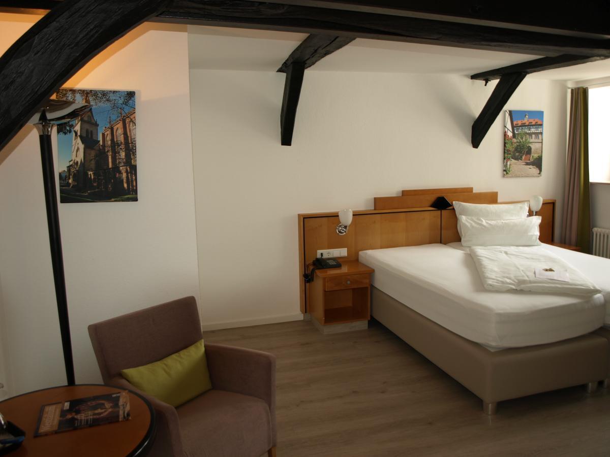 Alt Warburg Otel Dış mekan fotoğraf