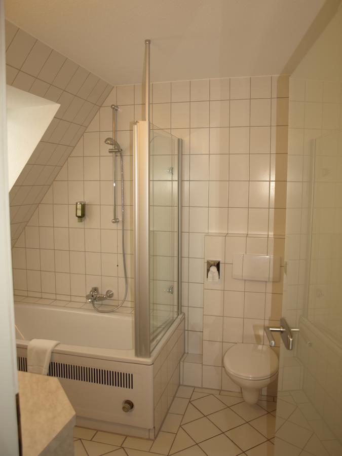 Alt Warburg Otel Dış mekan fotoğraf