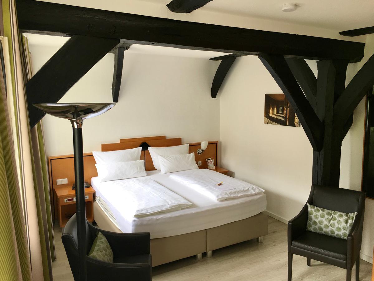 Alt Warburg Otel Dış mekan fotoğraf