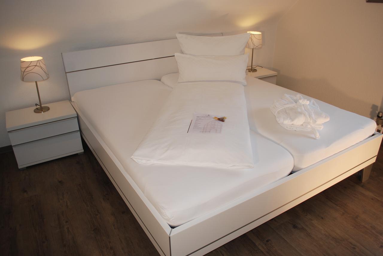 Alt Warburg Otel Dış mekan fotoğraf