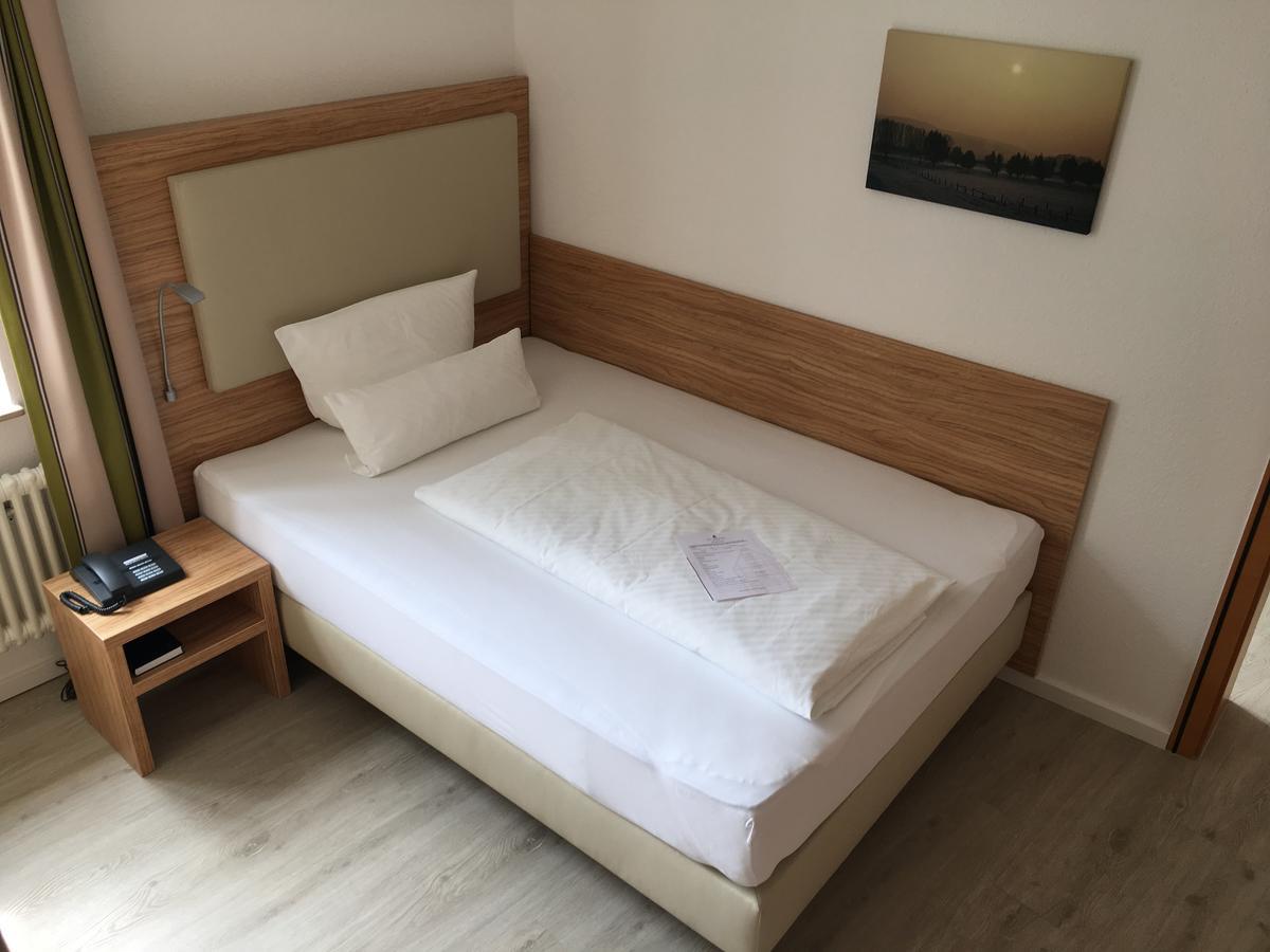 Alt Warburg Otel Dış mekan fotoğraf