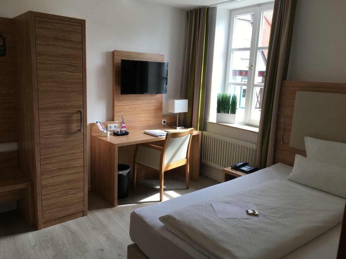 Alt Warburg Otel Dış mekan fotoğraf